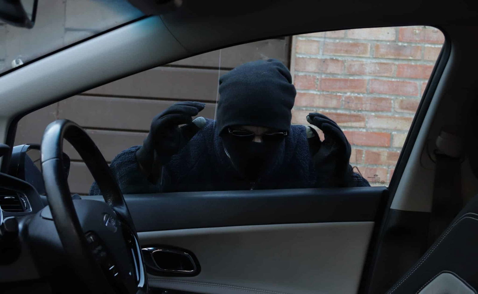 What Are The Differences Between Theft, Robbery, And Burglary? - Guest ...